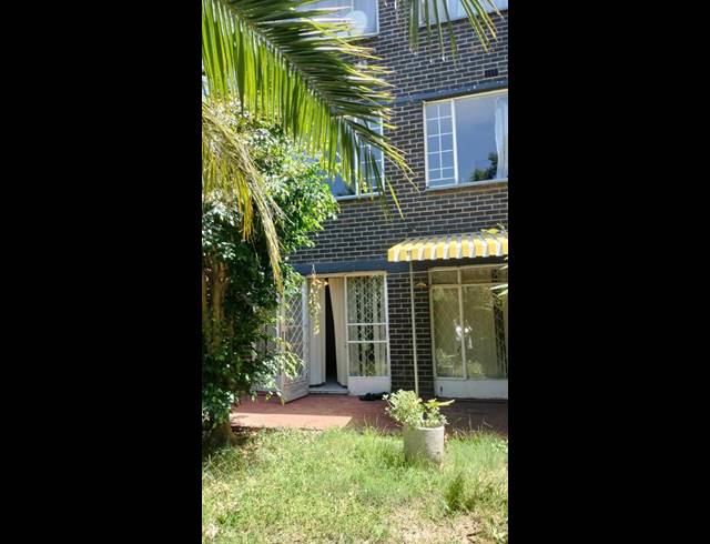 2 BEDROOM DUPLEX FOR SALE IN KEW